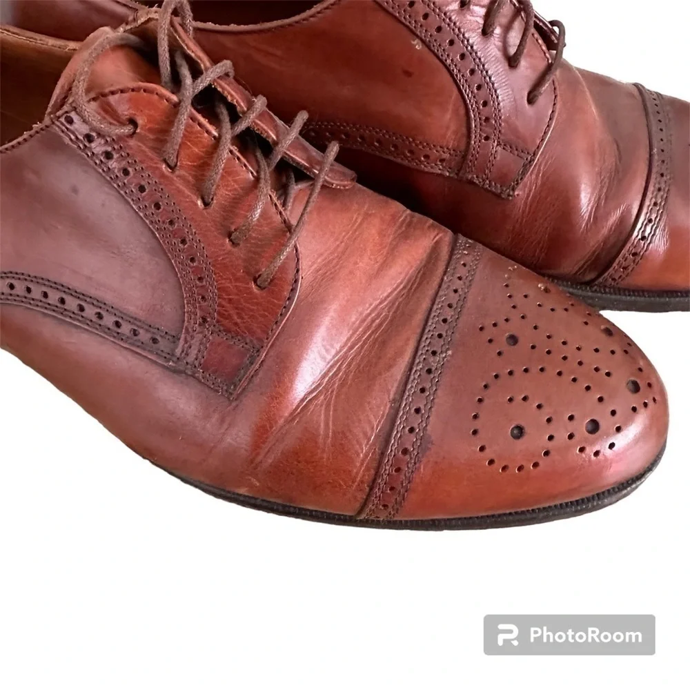 Bostonian Classic Wing Tip Shoes, Size 11